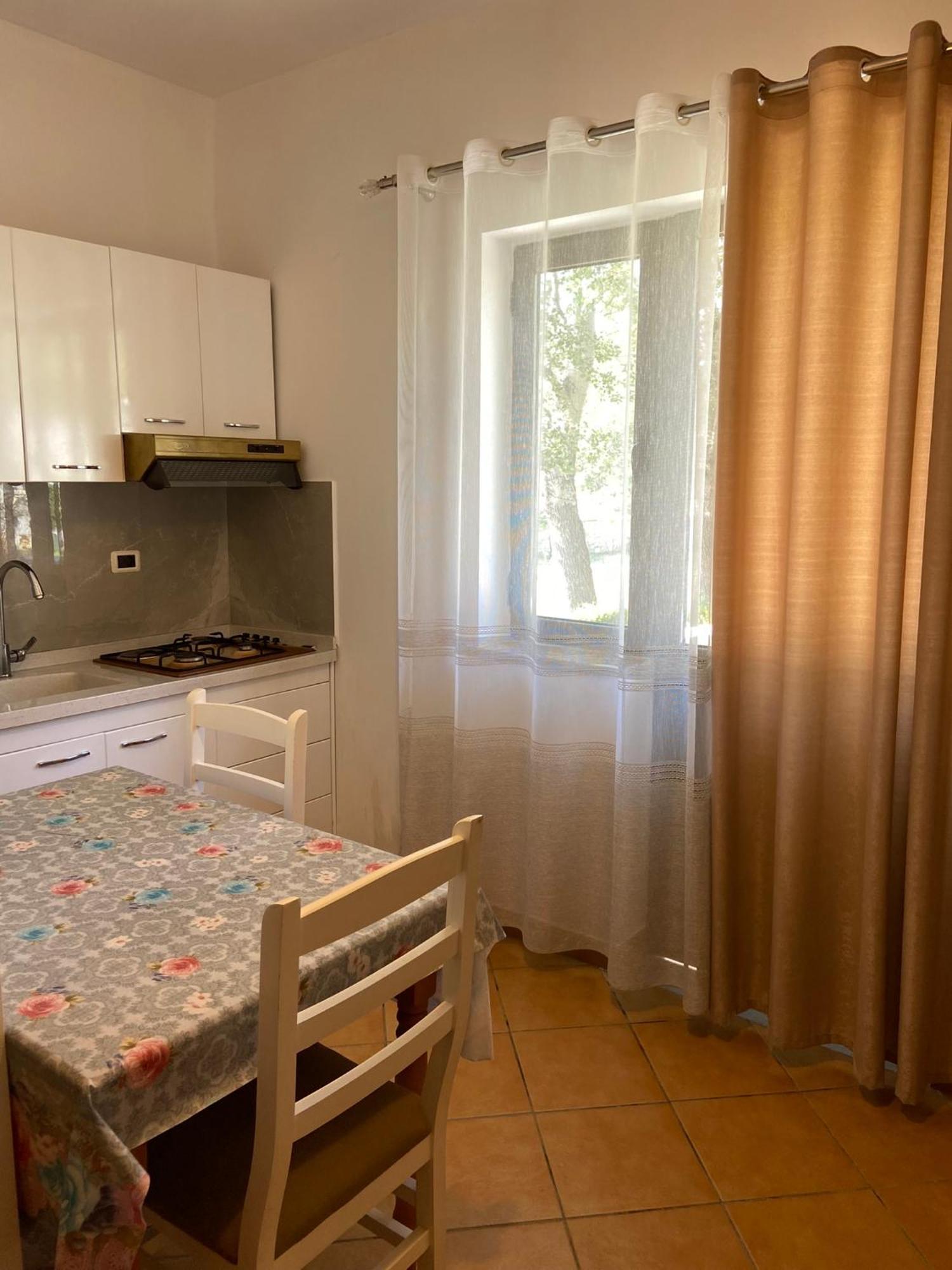 Apartment Sun Roll Baks-Rrjoll Luaran gambar